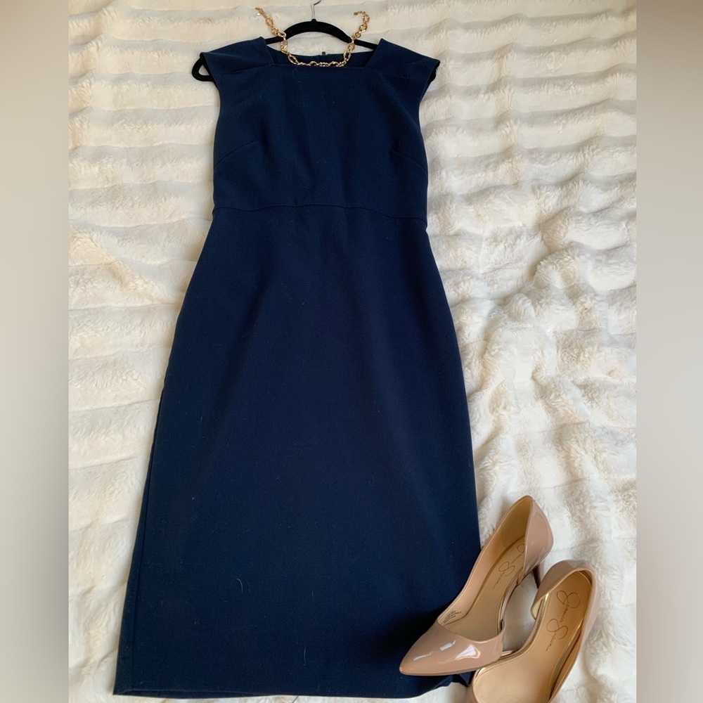 Banana Republic classic shift dress